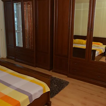 Apartament 16