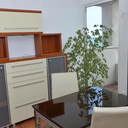 Apartament 16 Appartamento Constanţa