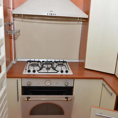 Apartament 16